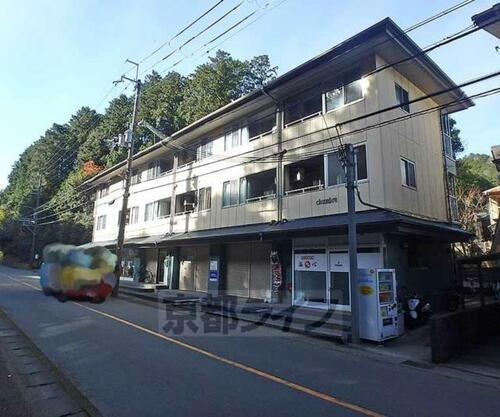 シャンブル 3階建