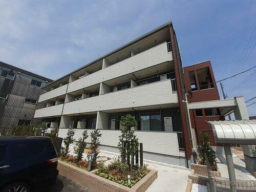 愛知県安城市二本木新町１丁目 3階建 築4年4ヶ月