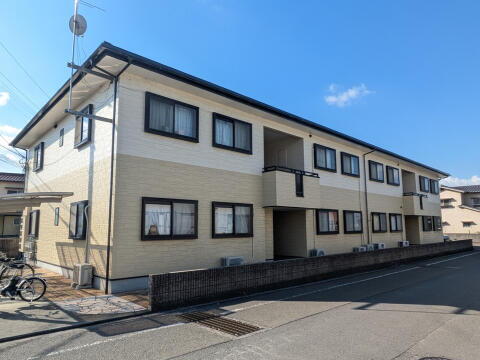 愛媛県松山市北井門５丁目 賃貸アパート