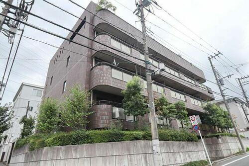 神奈川県横浜市青葉区美しが丘２丁目 地上4階地下1階建