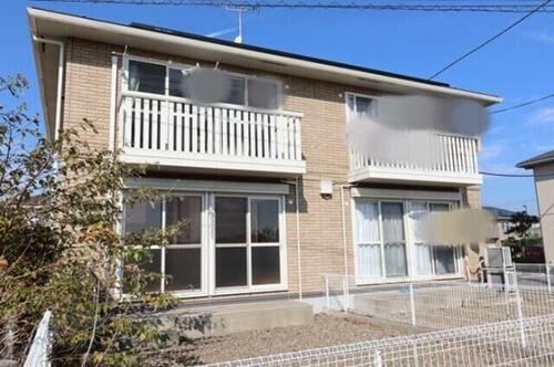 ロイヤルスクエア　Ｃ 2階建