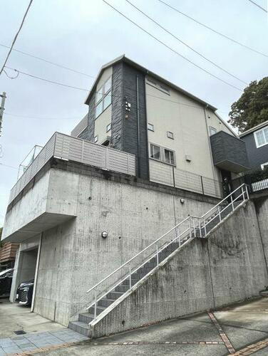 神奈川県横浜市青葉区松風台 2階建 築14年3ヶ月