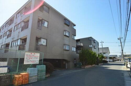 ’９０ｎｉｎｅｔｙ－３行田 4階建