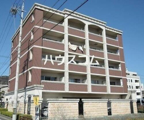 アクシスヨーロッパ弐番館 5階建