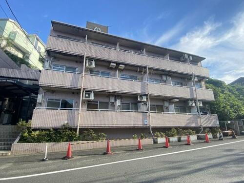 スターホームズ鶴川 3階建