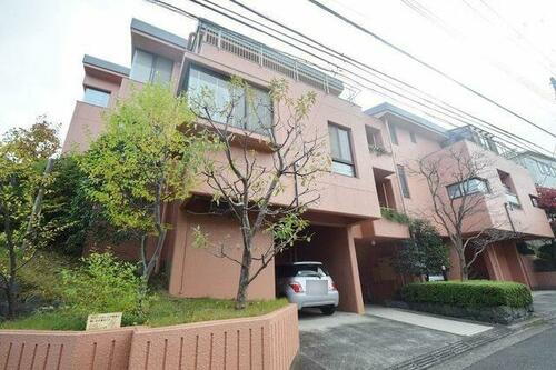 戸塚区矢部町マンション 3階建