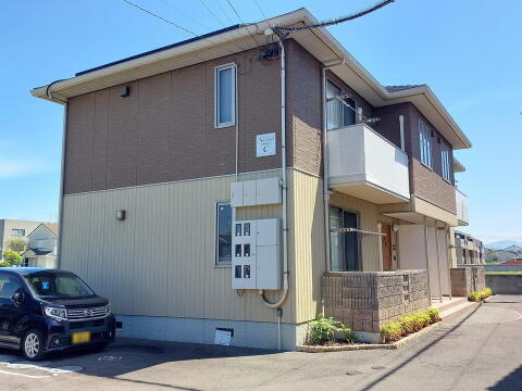 愛媛県松山市北土居２丁目 賃貸アパート