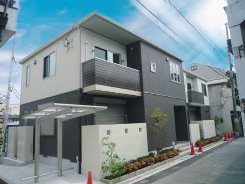 シャーメゾン鶴見Ⅰ 2階建