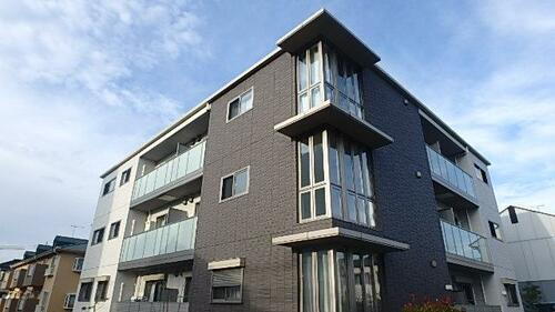 兵庫県加古川市平岡町新在家 3階建 築10年5ヶ月