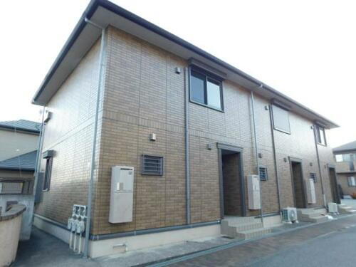 兵庫県姫路市西新在家３丁目 2階建