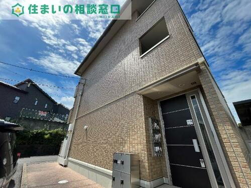 愛知県岡崎市稲熊町字３丁目 築17年1ヶ月 3階建