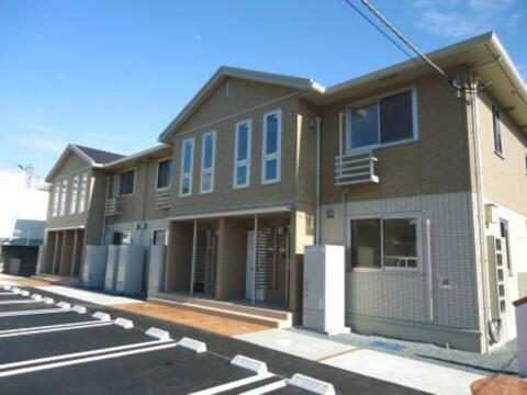 愛媛県松山市衣山４丁目 賃貸アパート