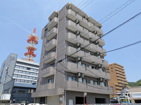 愛媛県松山市山越３丁目 賃貸マンション