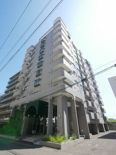 北海道札幌市中央区南十三条西１丁目 11階建
