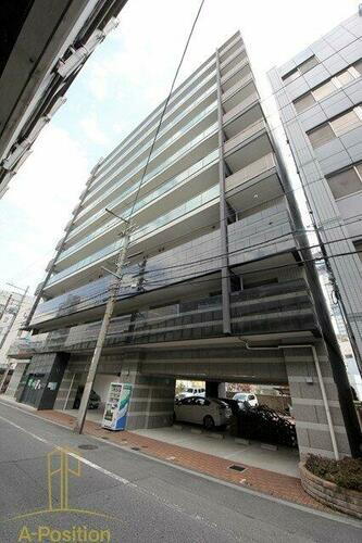 大阪府大阪市北区大淀中１丁目 10階建