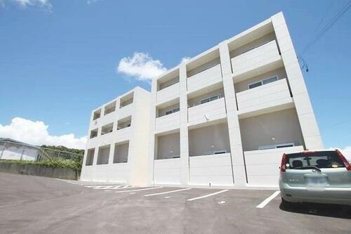 沖縄県うるま市字安慶名 賃貸アパート