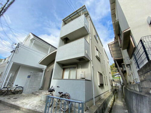 リヴィエーラ須磨 3階建