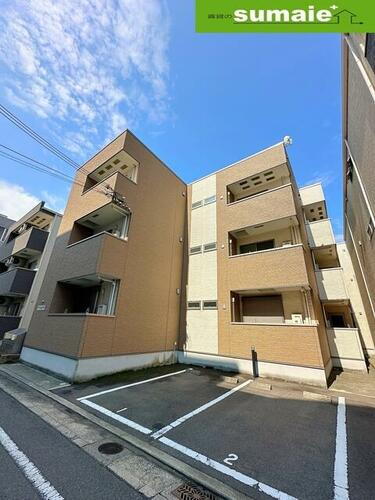 和歌山県和歌山市寄合町 築10年2ヶ月 3階建