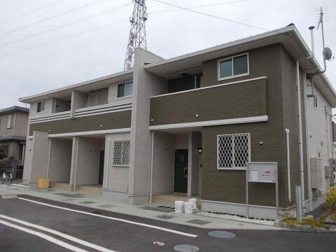 愛媛県松山市余戸東１丁目 賃貸アパート