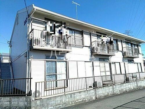神奈川県秦野市並木町 2階建