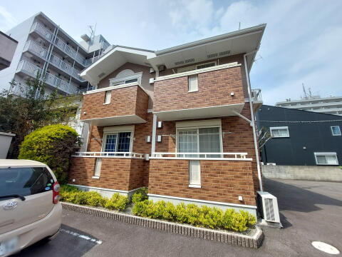 愛媛県松山市本町５丁目 賃貸アパート