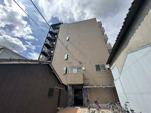 大阪府大阪市生野区勝山北２丁目 7階建