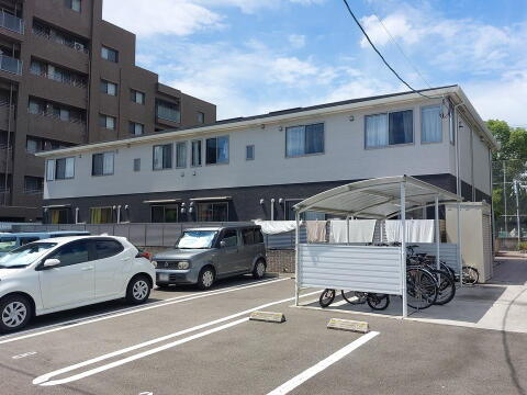 愛媛県松山市上市１丁目 賃貸アパート