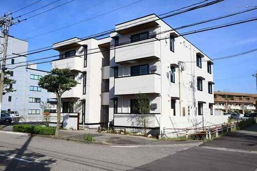 ＤーＲｅｓｉｄｅｎｃｅ諸江町Ｃｏｒａｚｏｎ 3階建