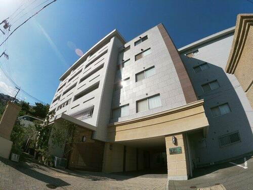 エルベコート甲陽園 7階建