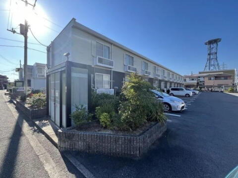 レオパレスグランド　カメリア３