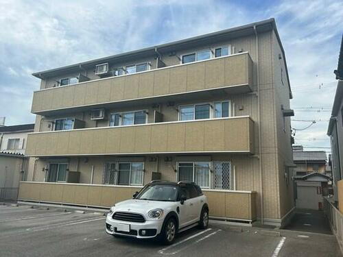 三重県四日市市城東町 賃貸マンション