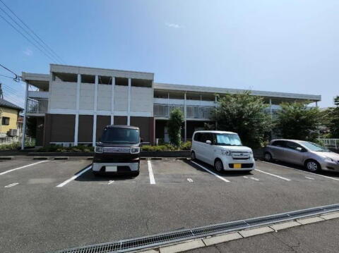 愛媛県松山市枝松１丁目 賃貸アパート