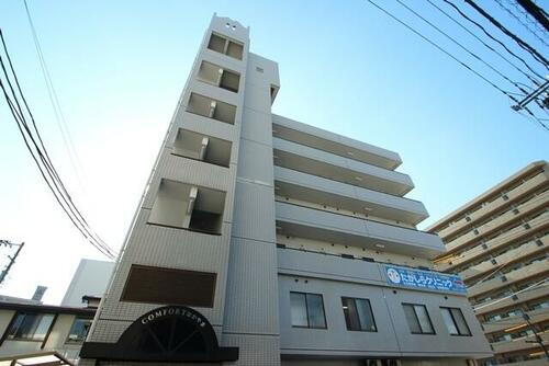 コンフォート中山 6階建