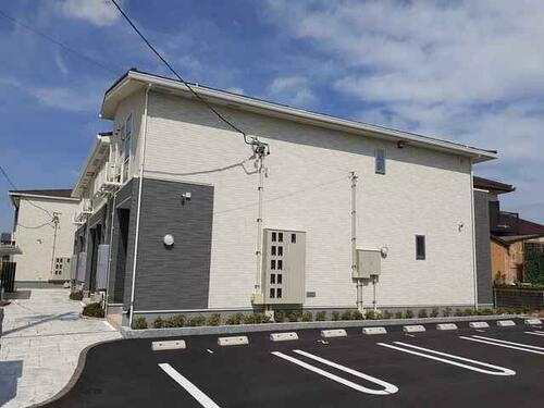 愛知県西尾市寺津町徳永堺 2階建