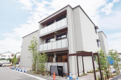 愛媛県松山市岩崎町１丁目 賃貸マンション