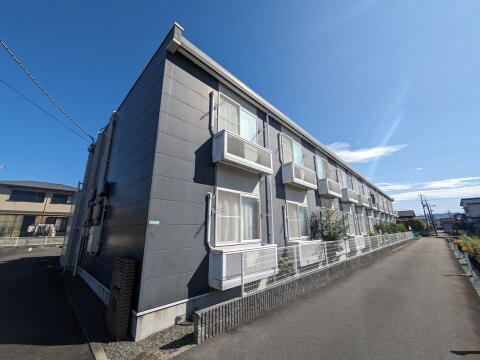 愛媛県松山市越智２丁目 賃貸アパート