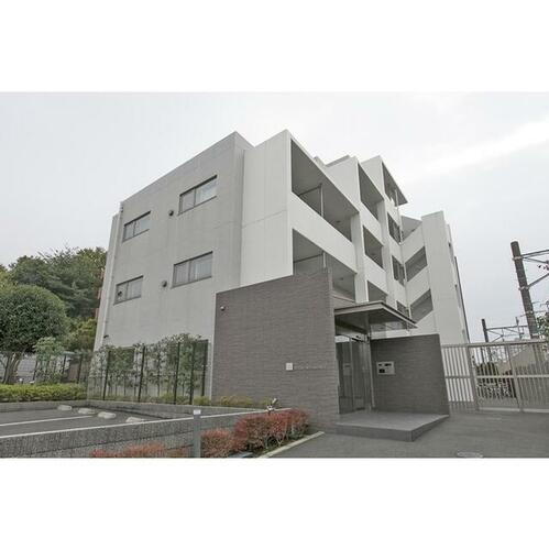 スタイリオ妙蓮寺Ⅱ 5階建
