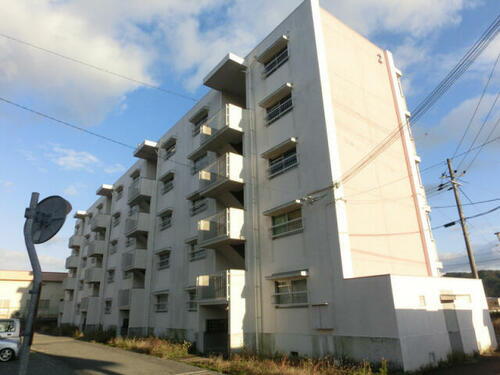 クレスト多可町１号棟 5階建
