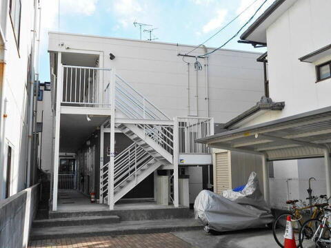 愛媛県松山市永代町 賃貸アパート