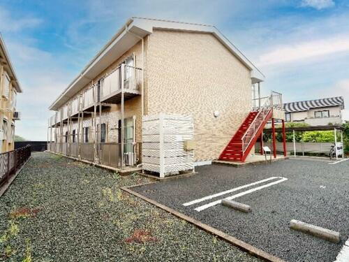 愛知県田原市古田町郷中 賃貸アパート