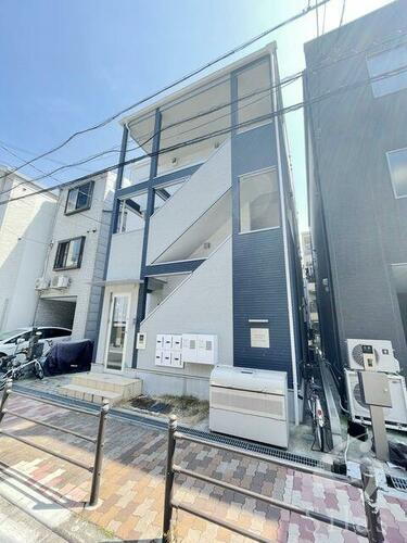 ハーモニーテラス西加賀屋 3階建