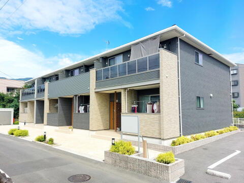 愛媛県東温市南方 賃貸アパート