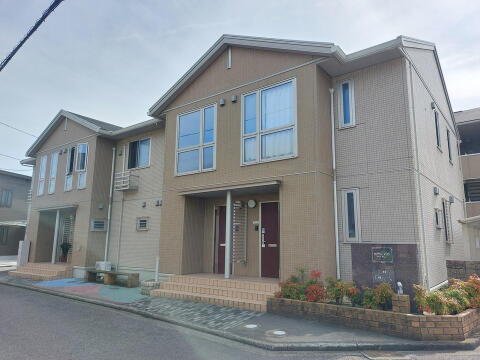 愛媛県松山市別府町 賃貸アパート