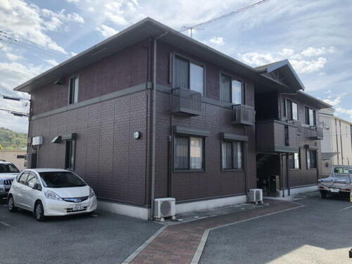 メゾン　ド　ブラウニー　Ｃ棟 2階建
