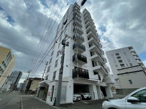 北海道札幌市中央区大通西２２丁目 11階建 築5年3ヶ月