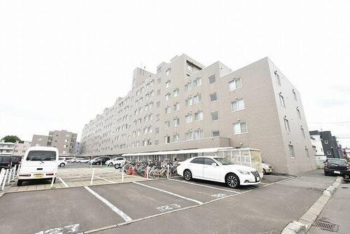 シェルピア西麻生 8階建