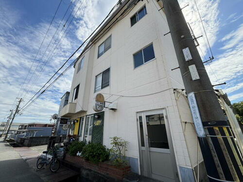 兵庫県姫路市網干区垣内南町 3階建