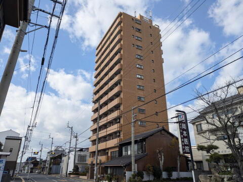 愛媛県松山市住吉２丁目 賃貸マンション