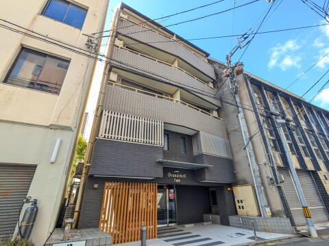 愛媛県松山市三番町１丁目 賃貸マンション