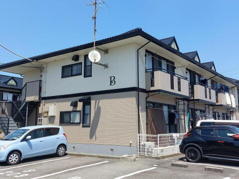 愛媛県松山市東石井４丁目 賃貸アパート